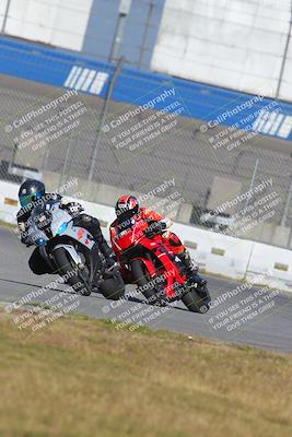 media/Nov-26-2022-Fastrack Riders (Sat) [[b001e85eef]]/Level 3/Session 3 Outside Turn 9/